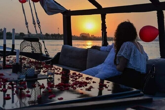 Romantic Dinner Cruise in Cairo Nile for Couples (Luxury) - Booking details that matter