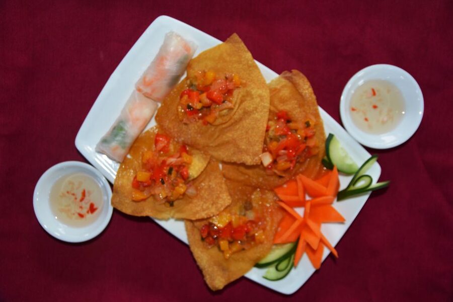Romantic Sunset Dinner Cruise in Hoi An - Service that helps with special occasions