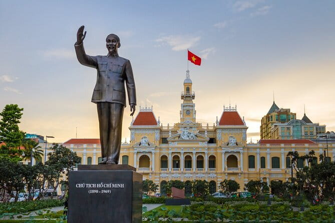 Sai Gon City Tour and Dinner On Cruise Half Day - Why this evening works well in Ho Chi Minh City