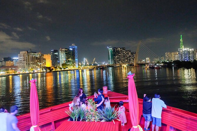 Saigon River Dinner Cruise: Buffet, Set Menu, Fine Dining (3hrs) - Music, dancing, and the evening atmosphere