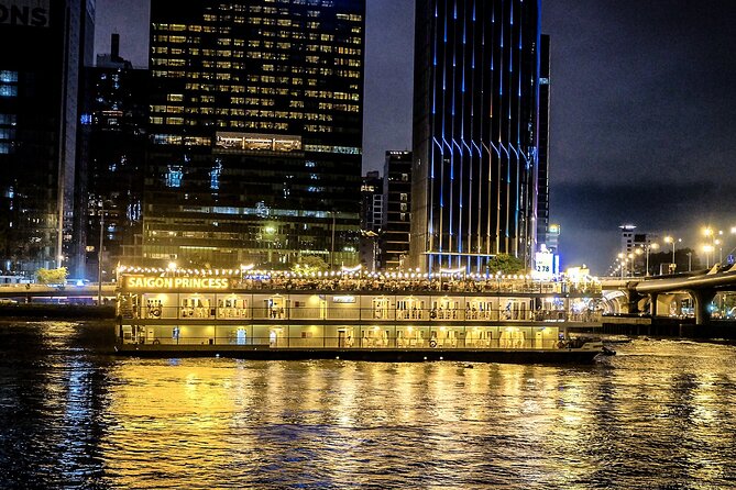 Saigon River Dinner Cruise: Buffet, Set Menu, Fine Dining (3hrs) - Boarding the boat and choosing your table