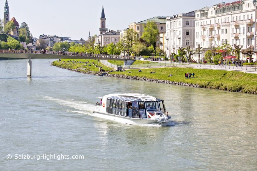 Salzburg: River Cruise, Dinner & Fortress Concert - Walking from the boat to Fortress Hohensalzburg