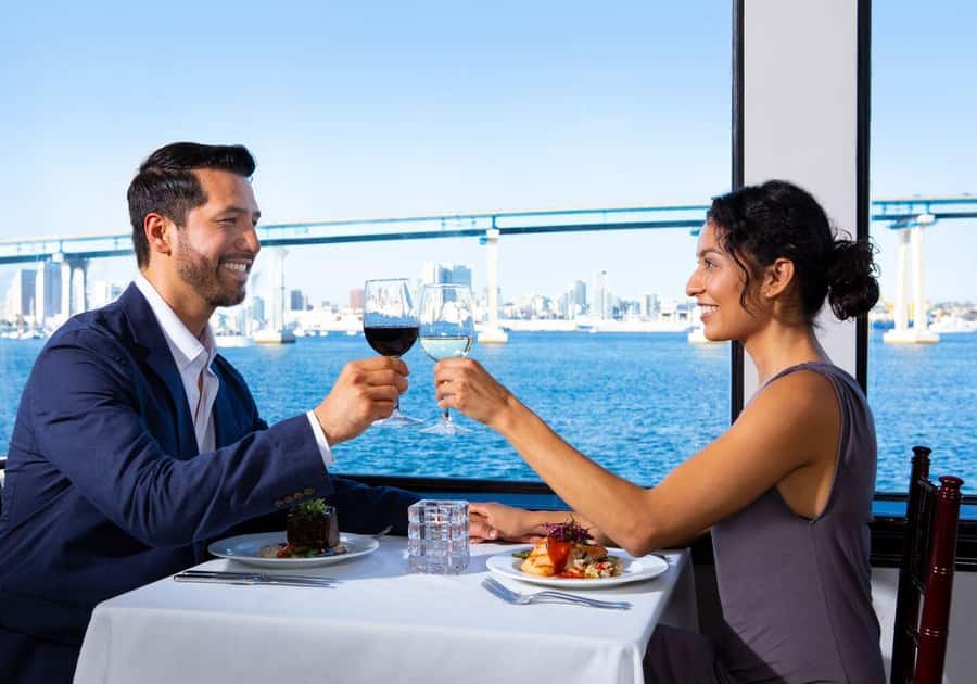 San Diego: Buffet Dinner Cruise with Drinks - Key points to know before boarding