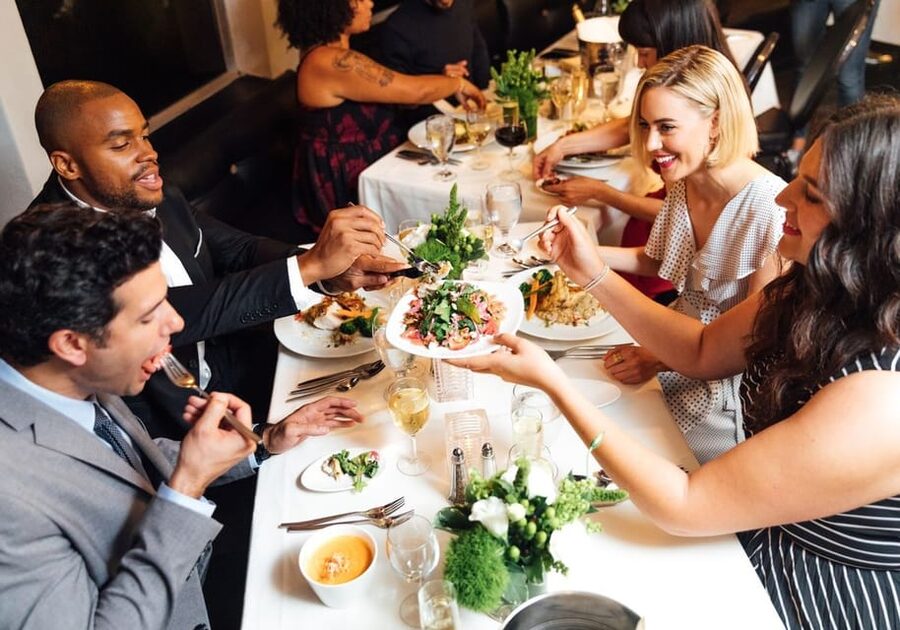 San Diego: New Year's Eve Early Buffet Dinner Cruise - DJ music and a friendly holiday mood