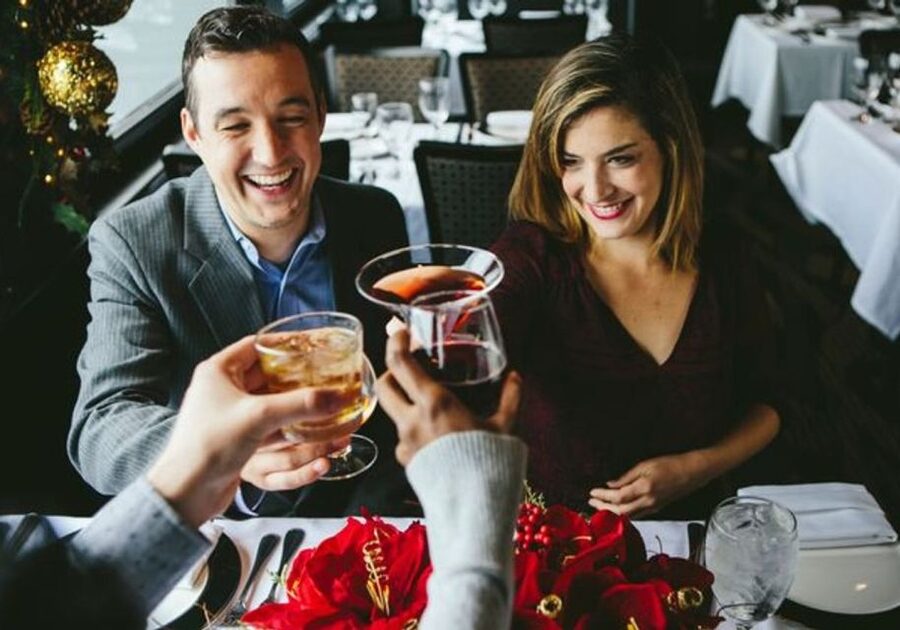 San Francisco: Christmas Day Buffet Brunch or Dinner Cruise - Live entertainment and festive décor