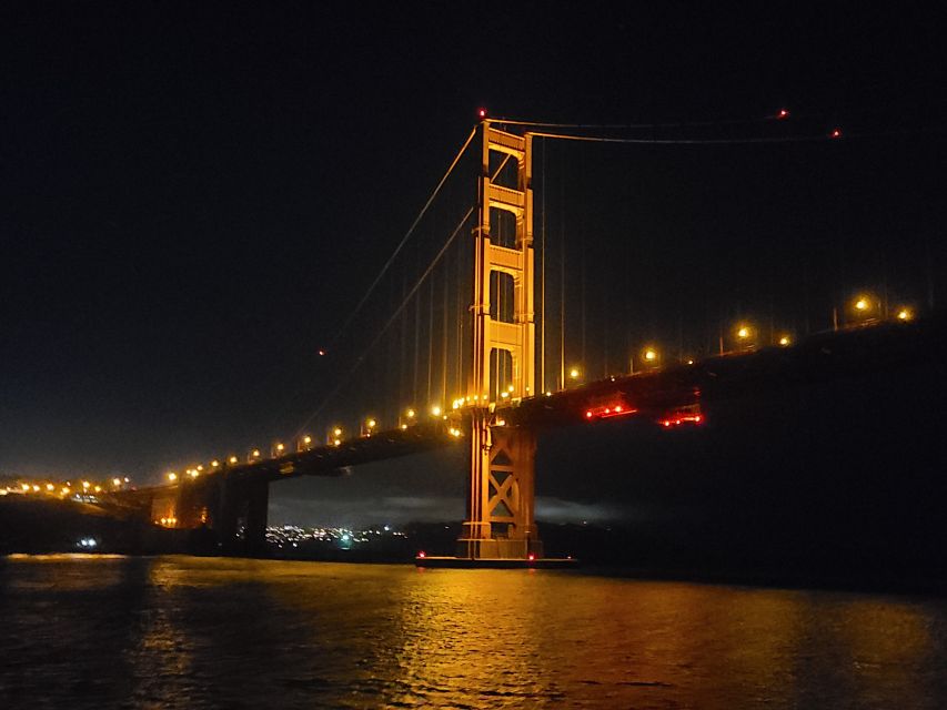 San Francisco: City Cruises Buffet Lunch or Dinner Cruise - Seating, food, and the pace on board