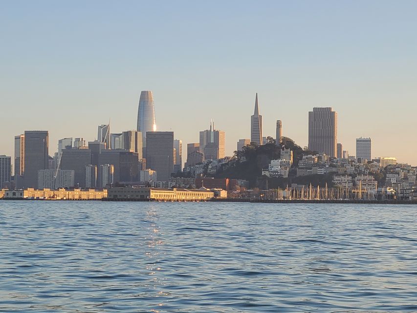 San Francisco: City Cruises Premier Brunch or Dinner Cruise - The Palace of Fine Arts and the Golden Gate Bridge