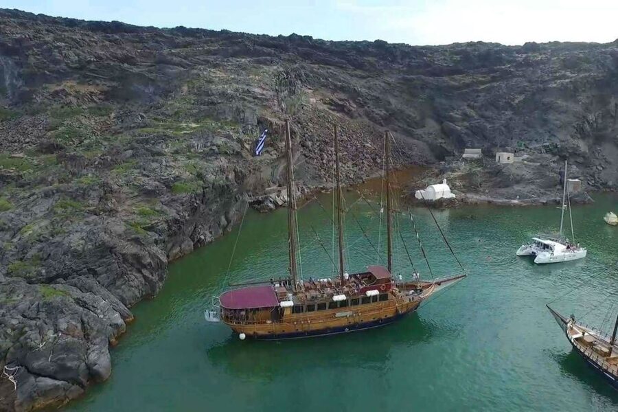 Santorini: Volcanic Sunset Cruise with Dinner - What the volcano stop adds