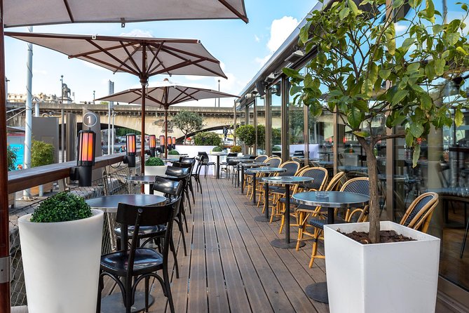Seine River Sightseeing Cruise and Dinner at Le Bistro Parisien - The one-hour Seine route