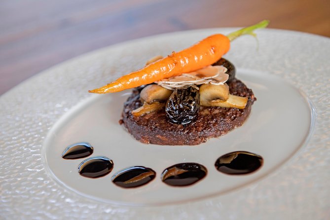 Seine River Sightseeing Cruise and Dinner at Le Bistro Parisien - Is the package good value at $84.70?
