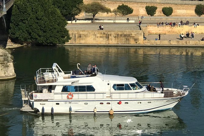 Seville: Guadalquivir River Cruise with Lunch or Dinner - Finding Muelle Nueva York before departure