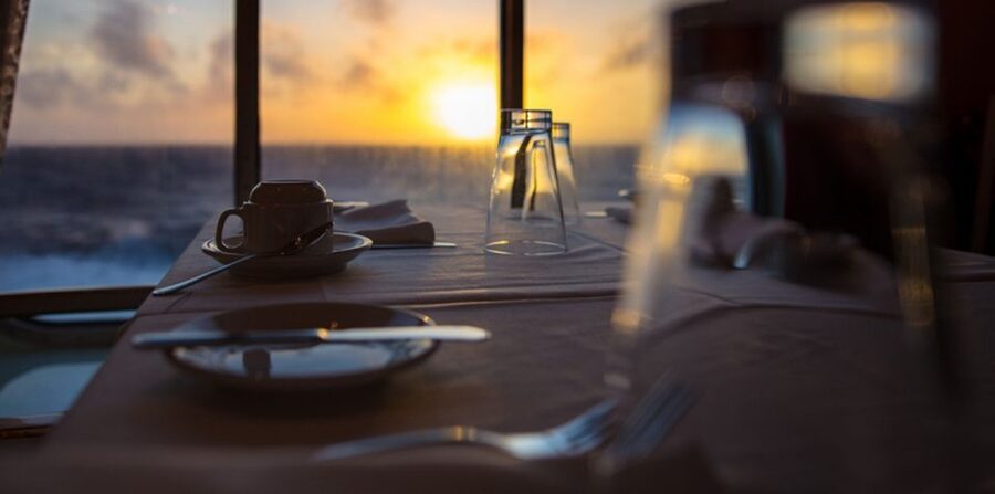 Sharm El Sheikh: Dinner Cruise W/ Optional Private Transfer - What the $41 price really buys