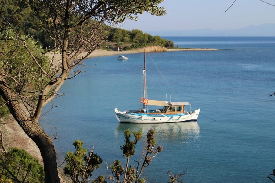 Skiathos: Boat Cruise with Dinner & Sunset Viewing - Key details before you book