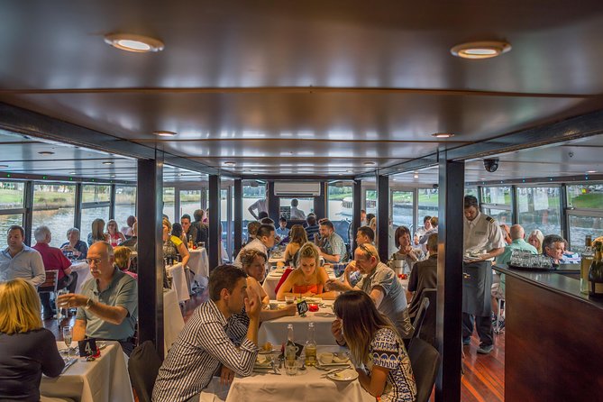 Spirit of Melbourne Dinner Cruise on the Yarra River - Four courses with Australian flavors