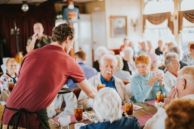 St. Johns River Lunch and Dinner Cruises in Sanford, Florida - What the three-hour route offers