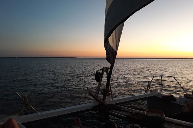 Sunset 3-Hour Cruise from Darwin with Dinner and Sparkling Wine - A seven-course tapas dinner served throughout the cruise