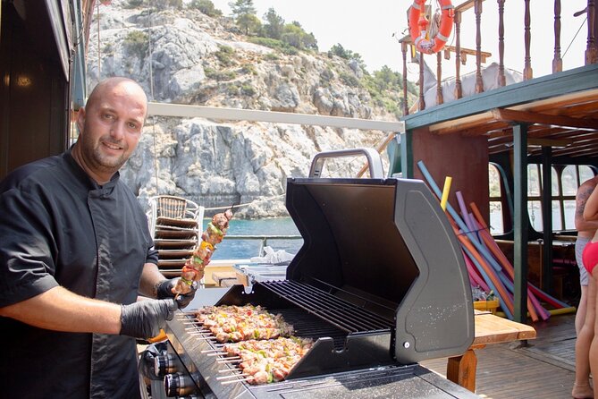 Sunset Cruise with Greek BBQ & Unlimited Aperol Spritz, Beer Wine - Key points to know before sailing