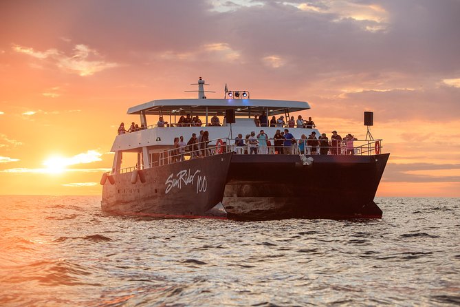 Sunset Dinner Cruise in Cabo San Lucas - Why this Cabo cruise works so well at sunset