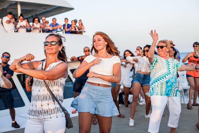 Sunset Dinner Cruise in Cabo San Lucas - What dinner is really like onboard