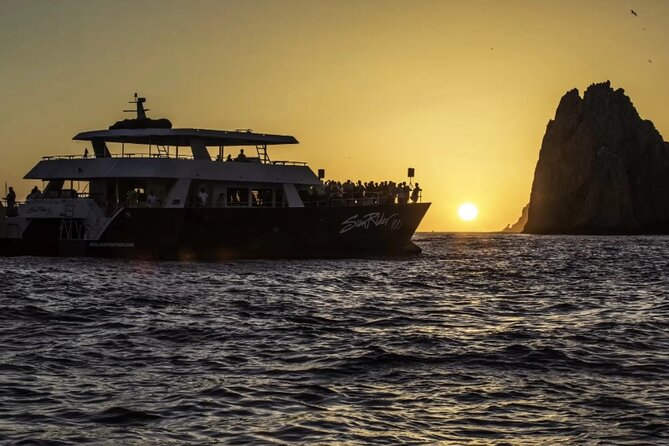 Sunset Dinner Cruise in Los Cabos - Who will enjoy this Cabo cruise most?