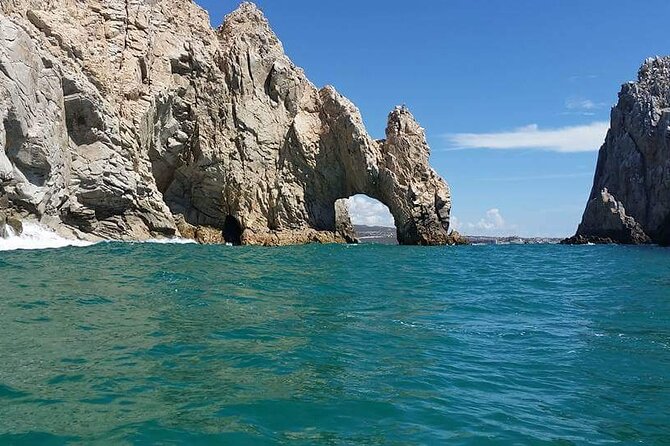Sunset Dinner Show Cruise Tour in Cabo San Lucas - A Cabo evening built around El Arco