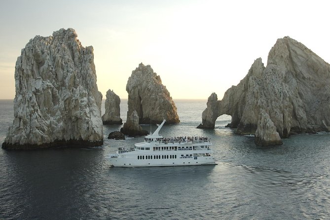 Sunset Mexican Dinner Cruise and Live Music in Cabo San Lucas - Seating, wind, and the best way to use the boat