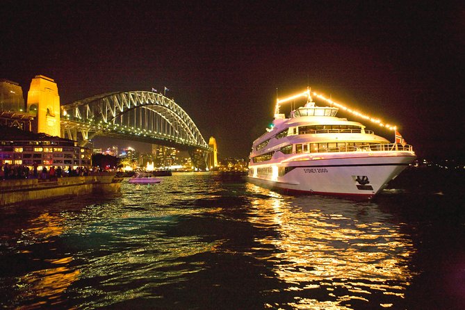 Sydney Gourmet Gold Penfolds Dinner Cruise from Darling Harbour - A dinner cruise where the harbour and the plate share top billing