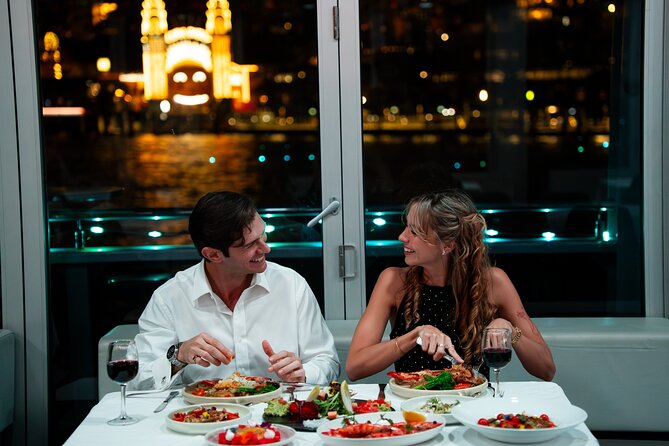 Sydney Harbour: 2h Glass Boat Dinner Cruise with Wine Pairing - The good and the less good