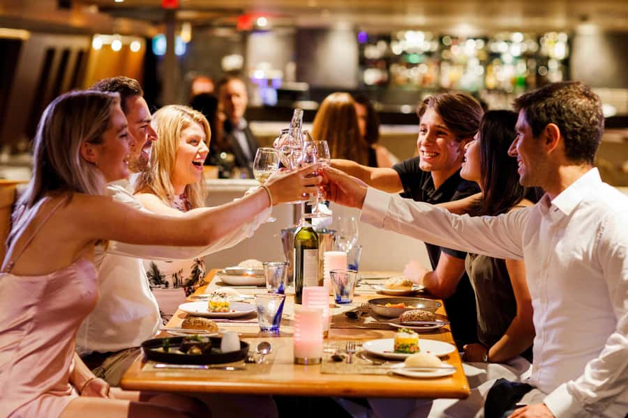 Sydney: Harbour Dinner Cruise with 3, 4 or 6-Course Menu - What makes this harbour dinner worth considering