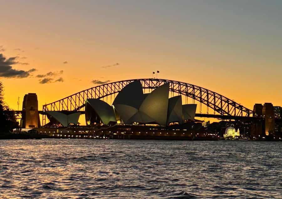 Sydney: Harbour Dinner Cruise with Buffet - Starting at Circular Quay’s Eastern Pontoon