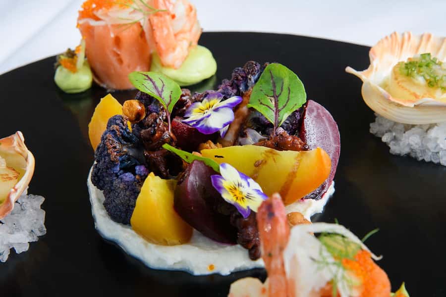 Sydney Harbour: Glass Boat Signature Dinner Cruise - Vegetarian, vegan, and children’s meals