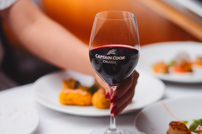 Sydney Harbour Gourmet Gold Dinner Cruise from Circular Quay - Who will enjoy this cruise most