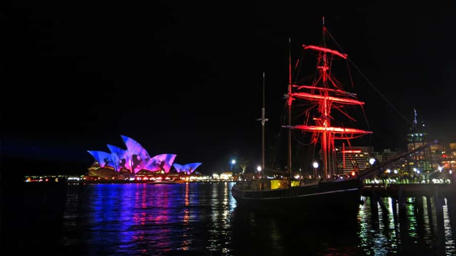 Sydney Harbour: Tall Ship Vivid Dinner Cruise - Why Vivid Looks Better From Sydney Harbour