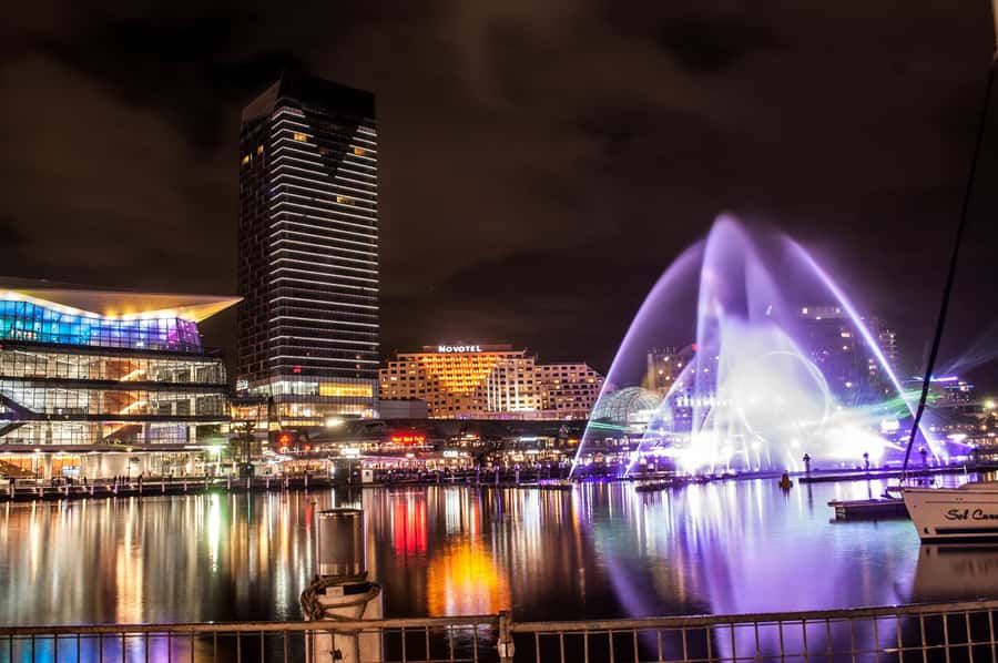 Sydney: Vivid Festival of Light Harbor Cruise with Dinner - Meeting the boat at King Street Wharf 6