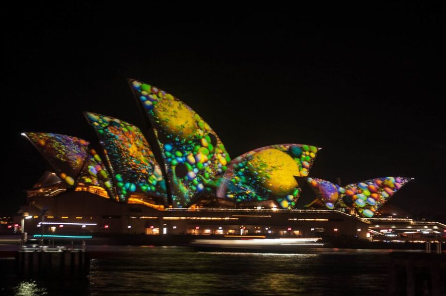 Sydney: Vivid Festival of Light Harbor Cruise with Dinner - Should you book the Vivid dinner cruise?
