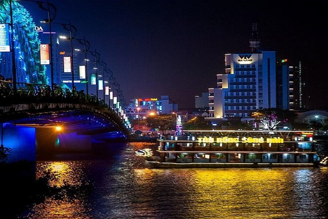 Tasty Dinner Han River Dragon Cruise by Yatch & Tradictional Show - Choosing between the lower deck and upper deck