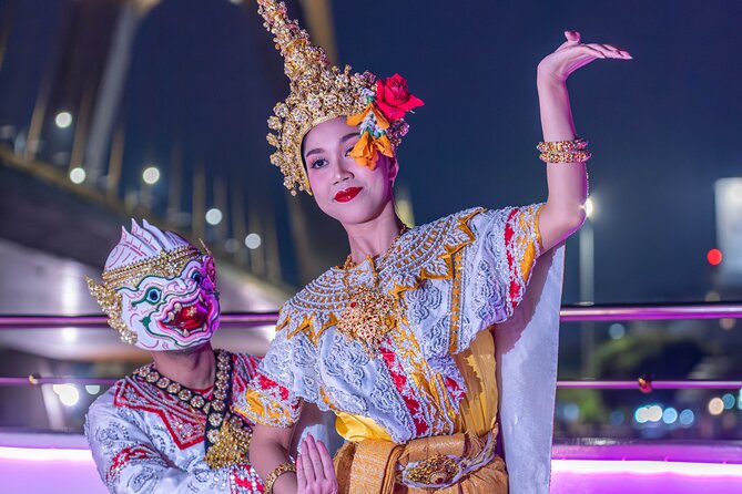 The Newest Luxury 5-Star Bangkok Chao Phraya Dinner Cruise - What dinner is like on board
