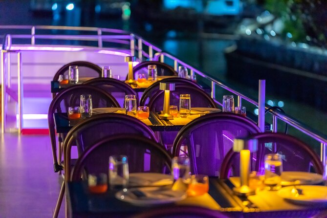 The Newest Luxury 5 Star Bangkok Chaophraya Dinner Cruise - How much value do you get for $57.03?