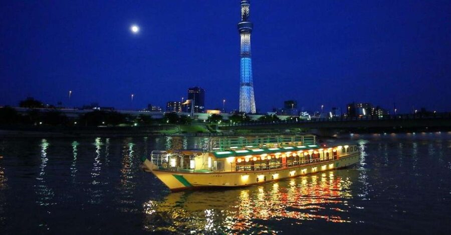 Tokyo Bay: Traditional Japanese Yakatabune Dinner Cruise - A traditional Tokyo evening on the water