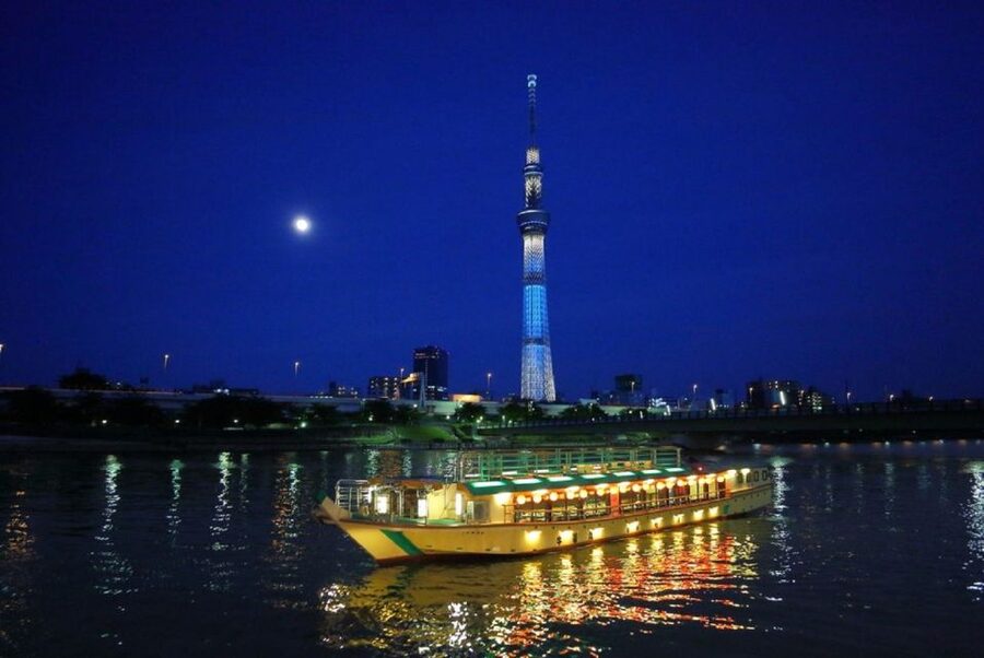 Tokyo Bay: Traditional Japanese Yakatabune Dinner Cruise - Booking, timing, and cancellation details