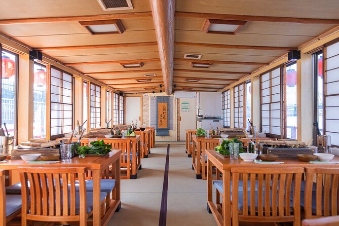 Tokyo Bay Yakatabune Dinner/Day Cruise with Japan Show and Drinks - Key points before you book
