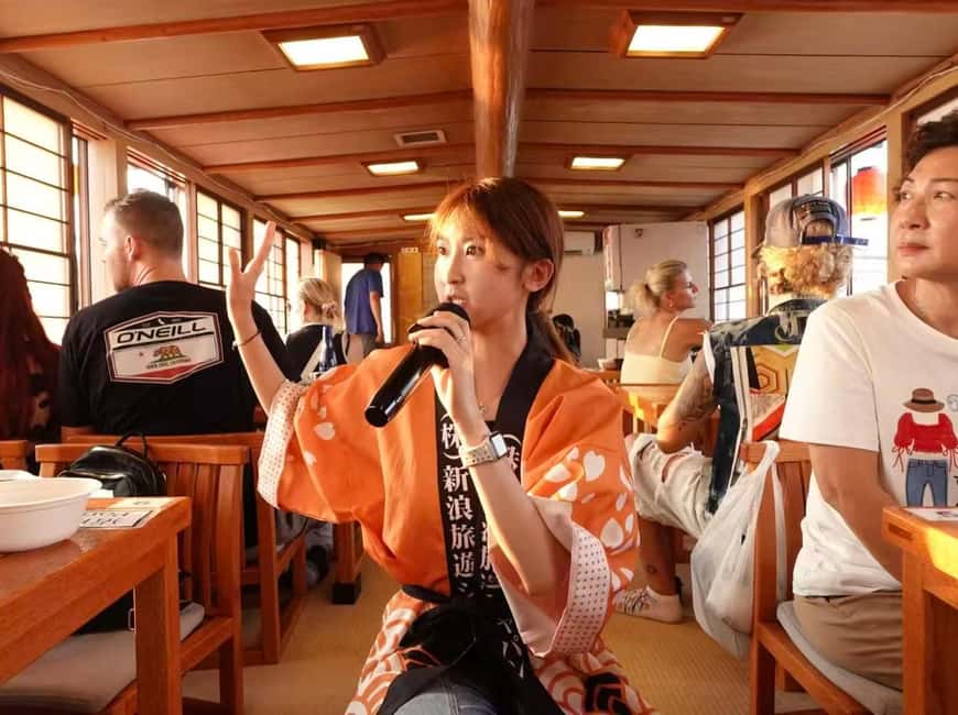 Tokyo Dinner Cruise & Tradition Show & Drinks & Tokyo Tower - Rainbow Bridge and Tokyo Bay from the deck