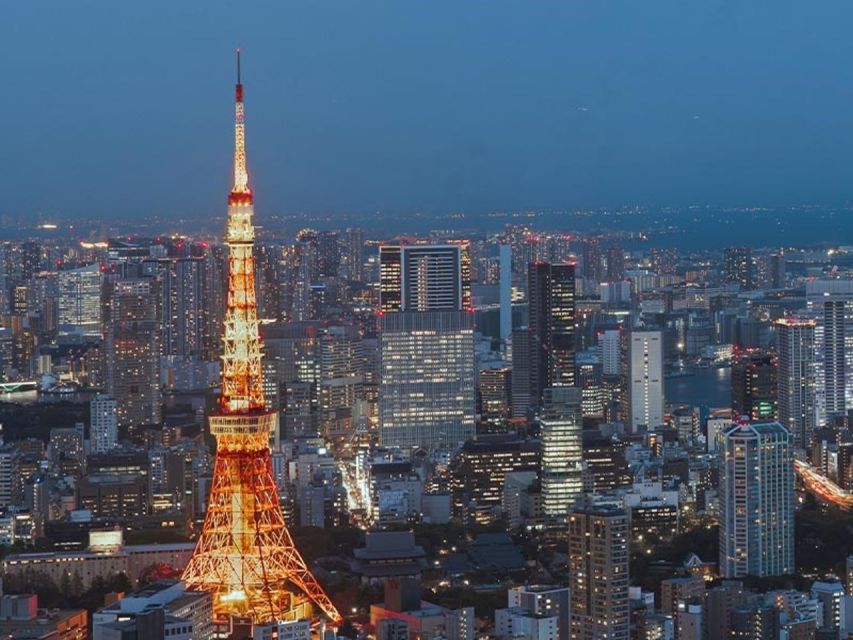 Tokyo Dinner Cruise & Tradition Show & Drinks & Tokyo Tower - Shamisen music, singing, and changing performances
