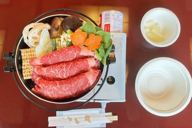 Tokyo Limited-Date Cherry Blossom Route Cruise & Show & Meal - Who will enjoy this most?