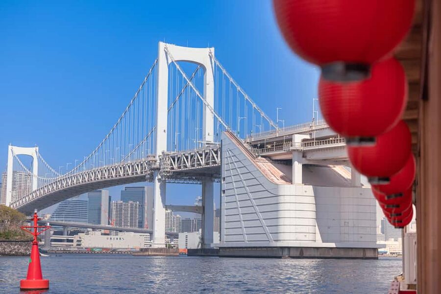 Tokyo: Rainbow Bridge Day Cruise Show and Only Soft Drinks - Inside the yakatabune