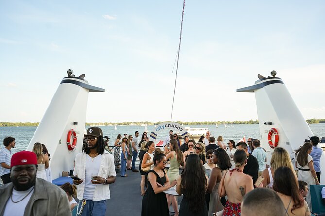 Toronto Premier Dinner Cruise on Odyssey in Toronto Harbour - A moving view of Toronto Harbour