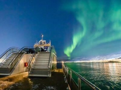 Tromsø: Aurora Dinner Cruise by Hybrid-Electric Catamaran