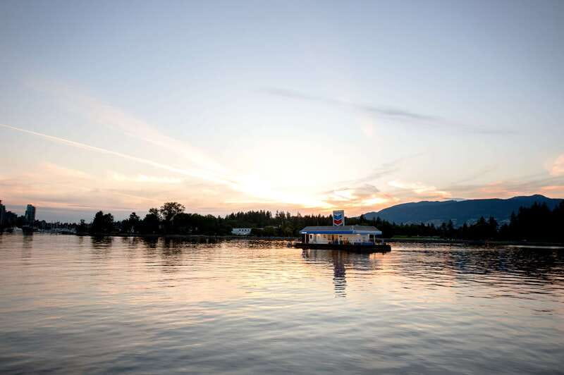 Vancouver: Evening Cruise with Dinner Buffet - Music, dancing, and the mood on board