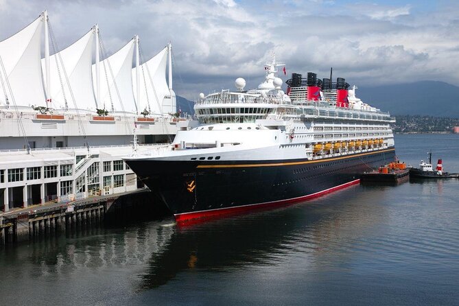 Vancouver Evening Dinner Cruise - Setting Out From Devonian Harbour at 7 p.m.