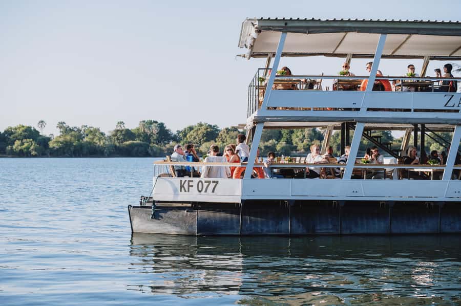 Victoria Falls: Dinner Cruise on the Zambezi River - Should you book the Zambezi dinner cruise?